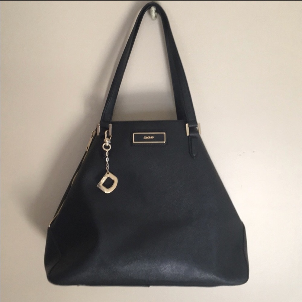🖤Like NEW DKNY bag